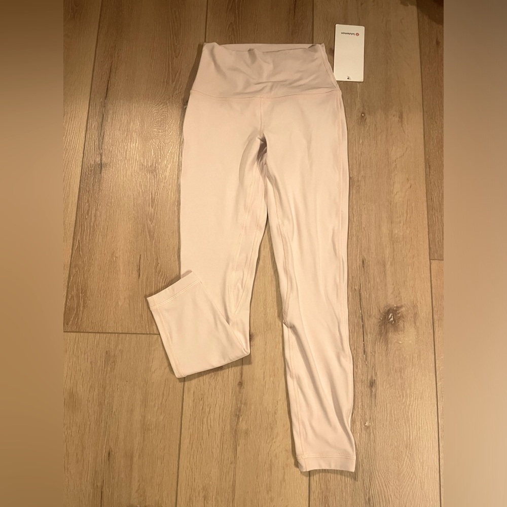 Pale pink LuluLemon 25” pants